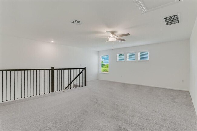 Building Photo - 1733 Lorant Ln