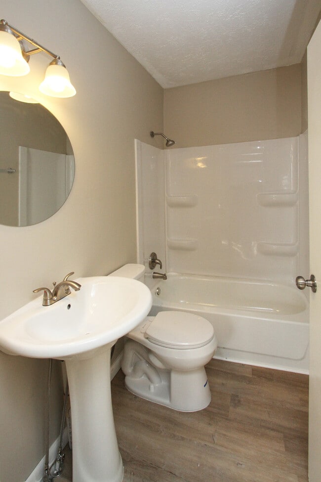 Building Photo - 1232 S 16th St