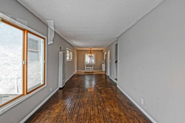 Building Photo - ENJOY INDOOR/OUTDOOR CALIFORNIA LIVING IN THIS CHARMING & STYLISH, 3BR1.5BA GOLDEN HILLS HOME W/ ...