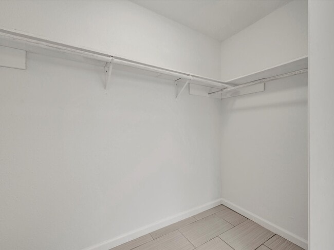 Building Photo - 2515 Northern Dr