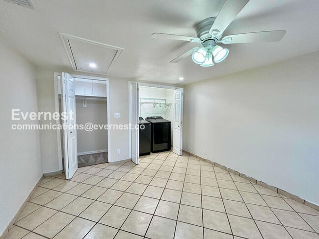 Building Photo - 3030 Anzio Dr