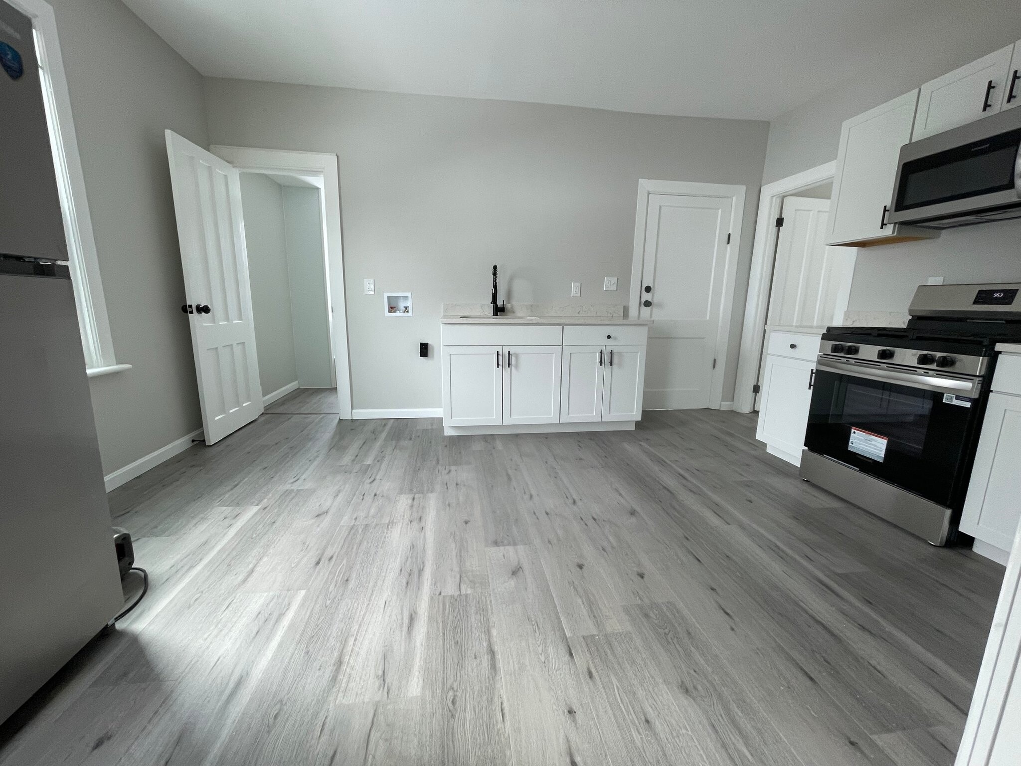 Building Photo - 29 Walnut St