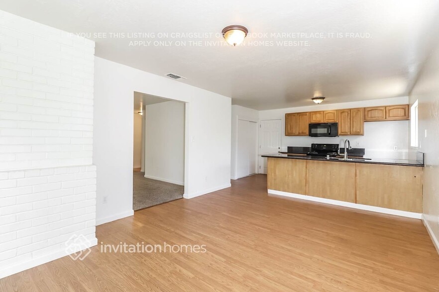 Building Photo - 1500 Florin Rd