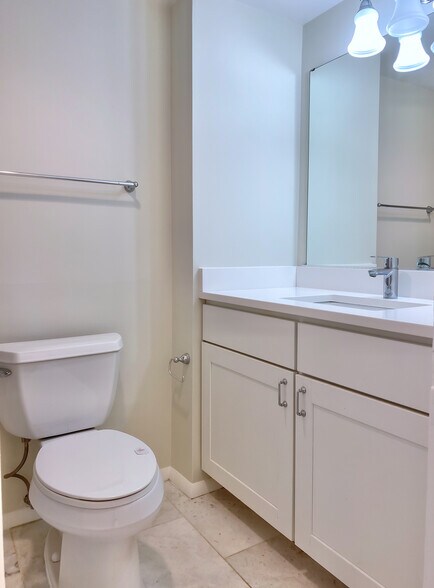 Building Photo - 5500 Friendship Blvd