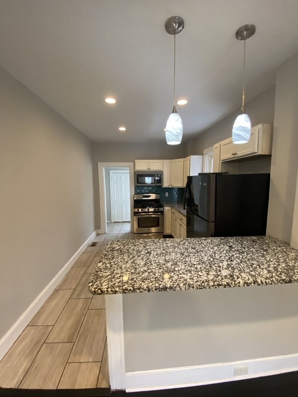 Building Photo - 4110 Harris Ave