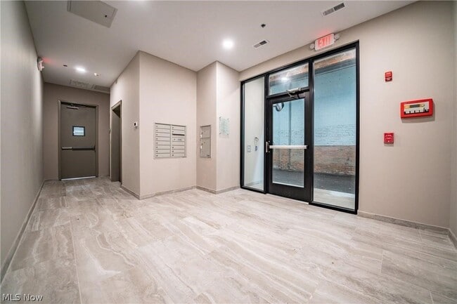 Building Photo - 3800 Euclid Ave