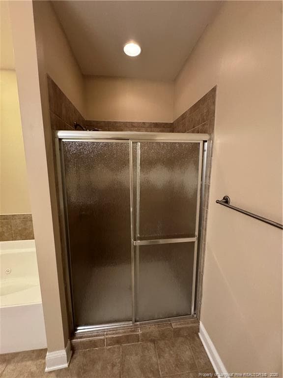 Building Photo - 210 Fountainhead Ln