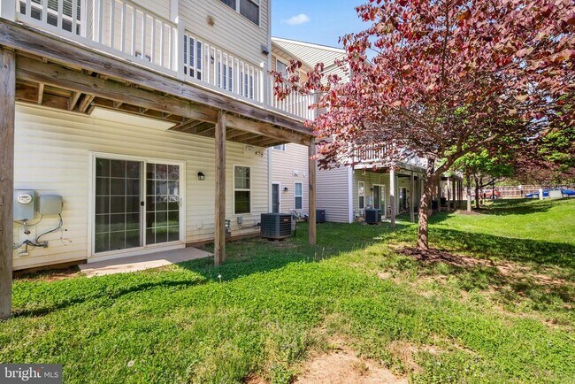 Building Photo - 8341 Broderick Cir
