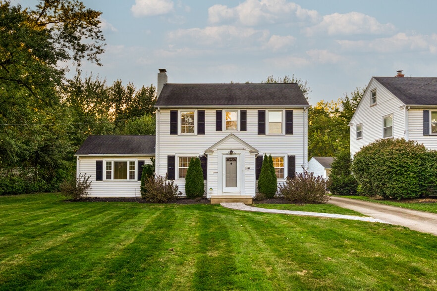 Building Photo - 1140 Trumbull Ave SE