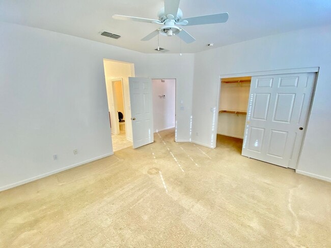 Building Photo - Beautiful Single Story Home with Local Park a Block Away!