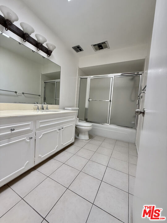 Building Photo - 5310 Lindley Ave