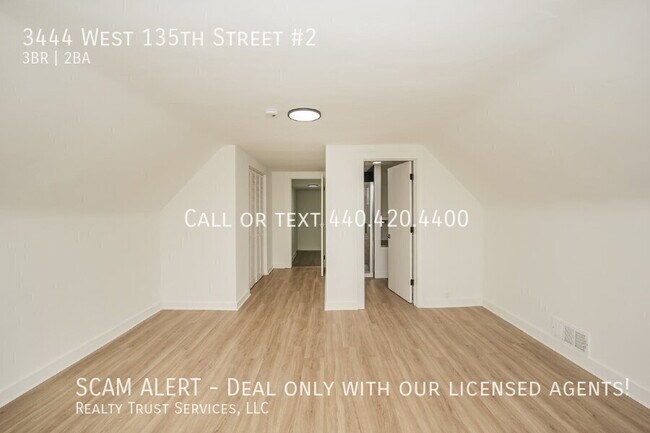 Building Photo - 3444 W 135th St