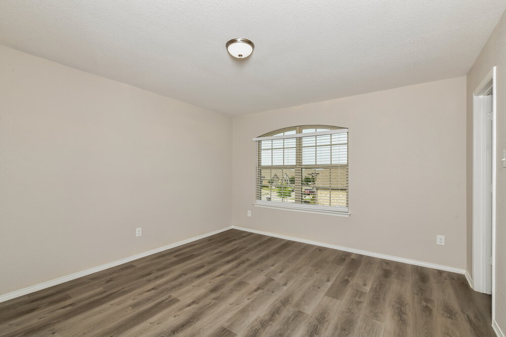 Building Photo - 8225 Spruce Meadows Dr