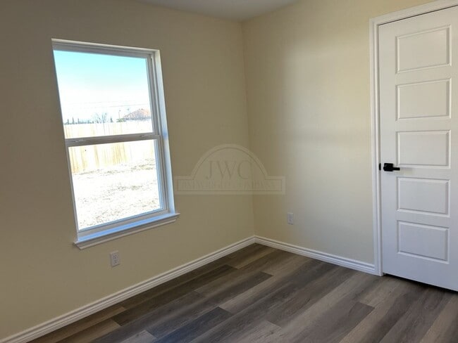 Building Photo - 5224 Rose Gdn Lp