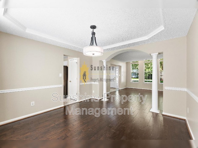 Building Photo - 3717 Finish Line Arch