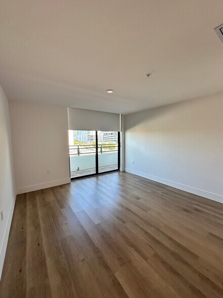 Building Photo - 2415 Jackson St