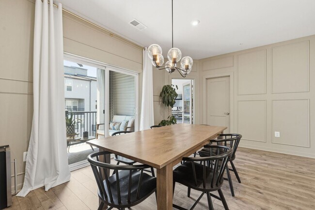 Building Photo - Experience upscale living in one of Ashburn’s most desirable communities.