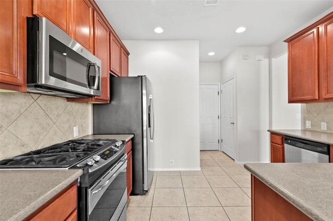 Building Photo - 13600 Breton Ridge St