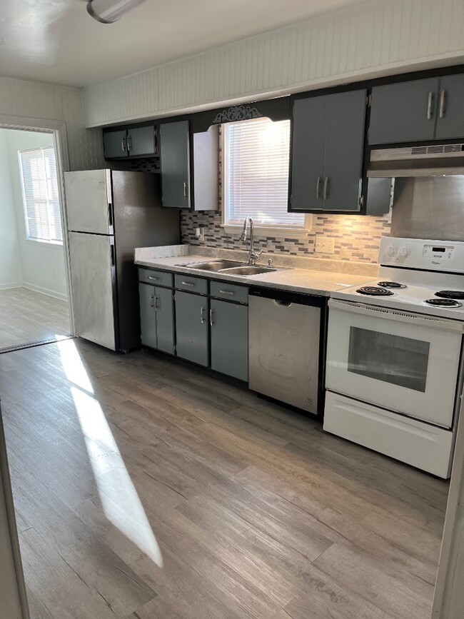 Building Photo - 7961 Batters Pl Rd