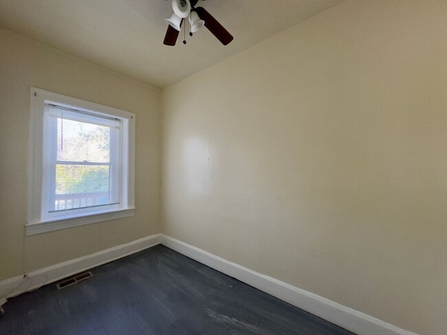 Building Photo - Unit for rent in Lauraville