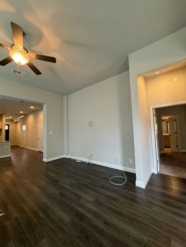 Building Photo - 6707 Gailan Ranch