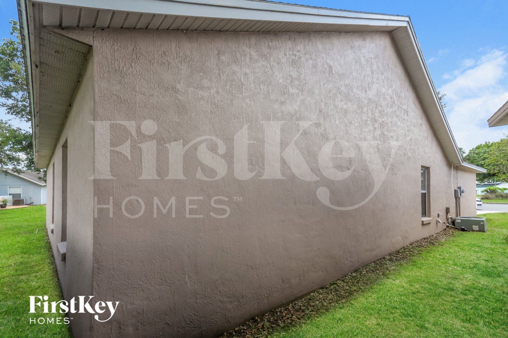 Building Photo - 2145 Sandy Hook