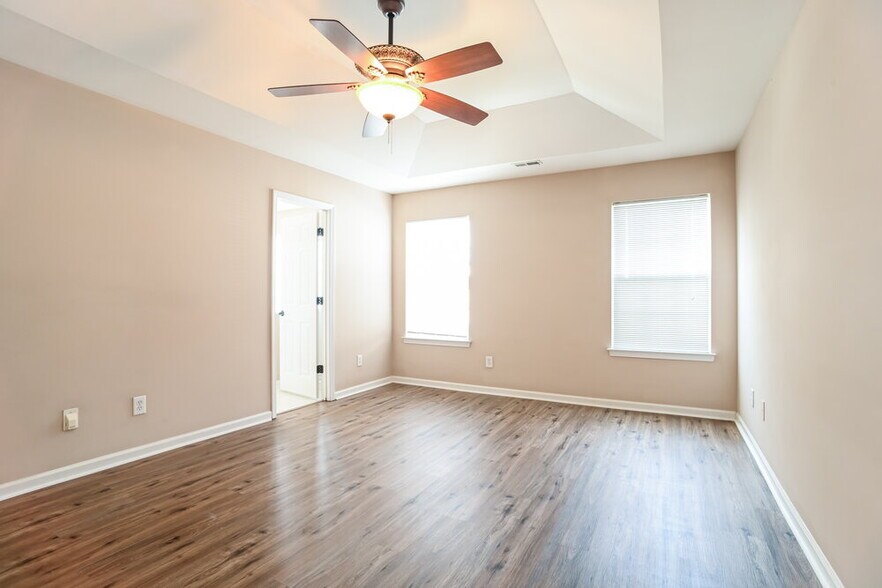 Building Photo - 7411 Stillbrook Bend Ct