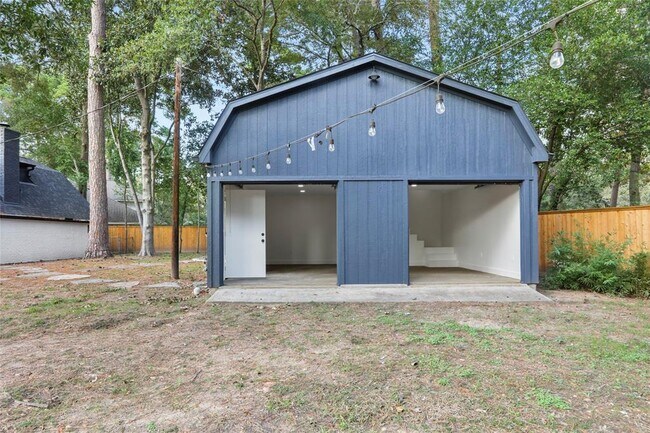 Building Photo - 1742 Hill Top Ln