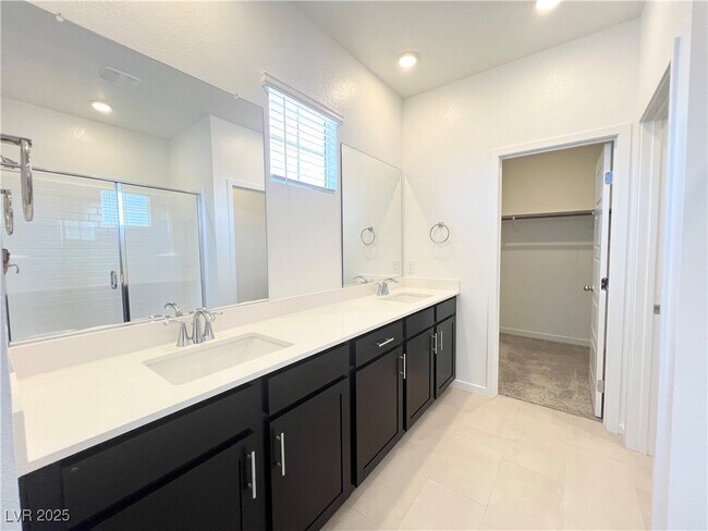 Building Photo - 108 Brielle Beacon Ln
