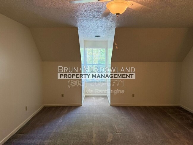 Building Photo - 6523 Doe Creek Way