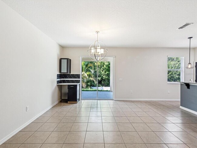 Building Photo - 11525 Southern Creek Dr