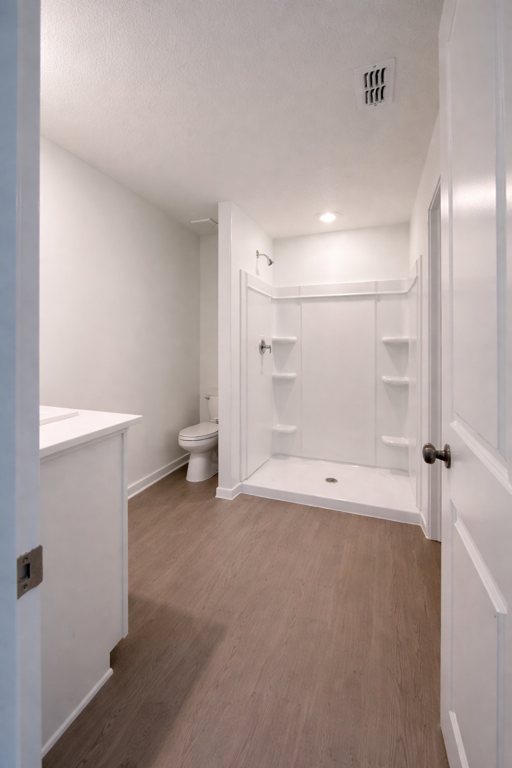 Attached Bath - 3013 Campeiro Ave