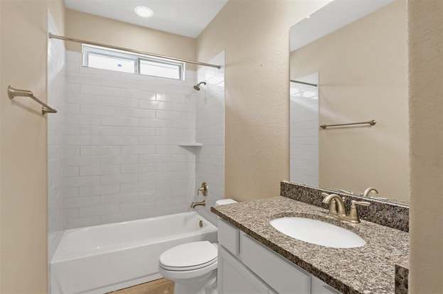 Building Photo - 19029 Villa Ln