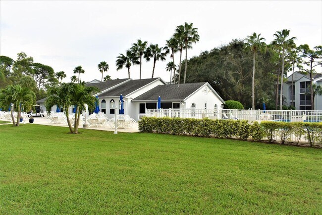 Building Photo - 2502 SE Anchorage Cove