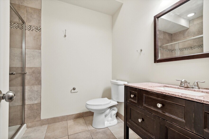 Building Photo - 1906 N 18th St