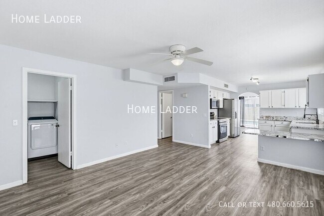 Building Photo - 7610 W Ironwood Dr