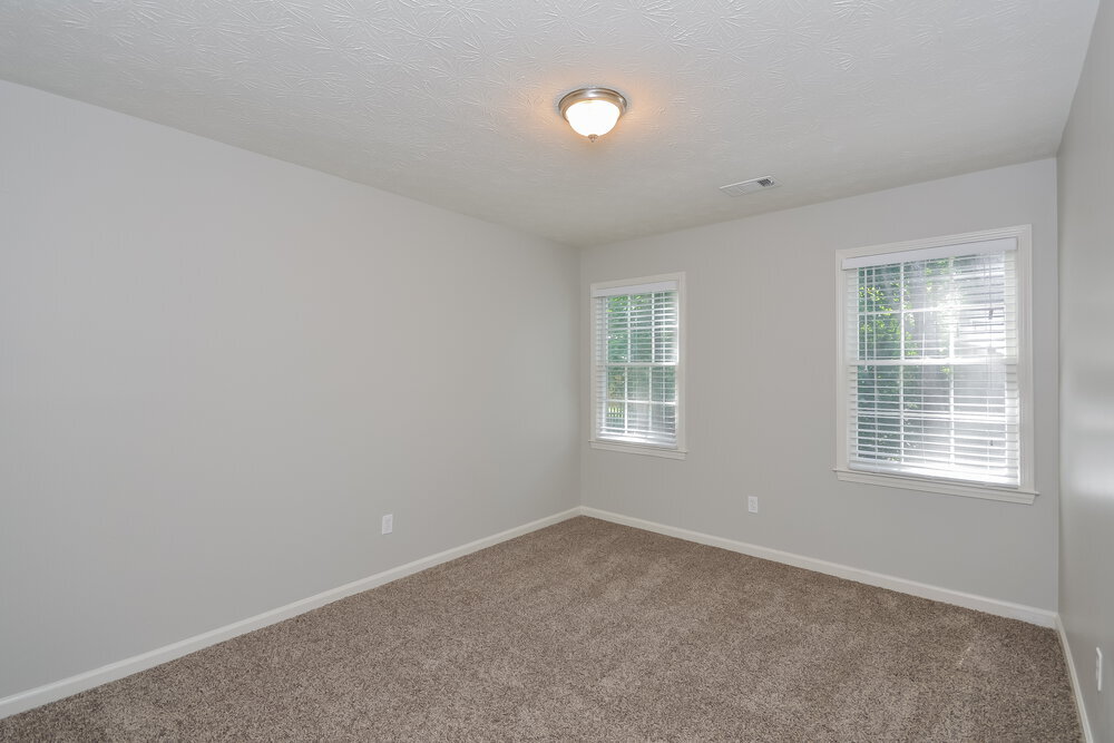 Building Photo - 381 Canterbury Ln