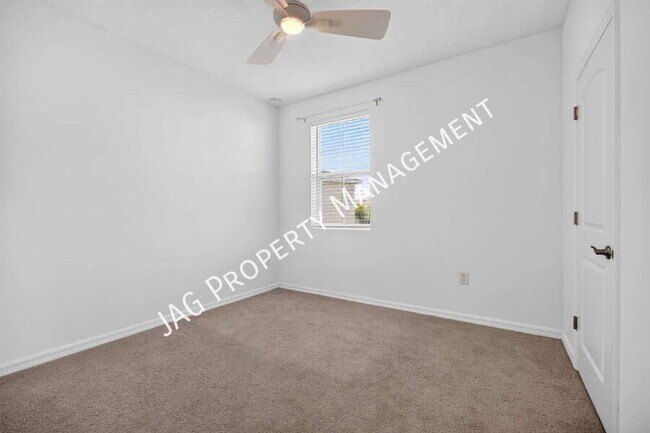 Building Photo - 2199 Emerald Springs Dr