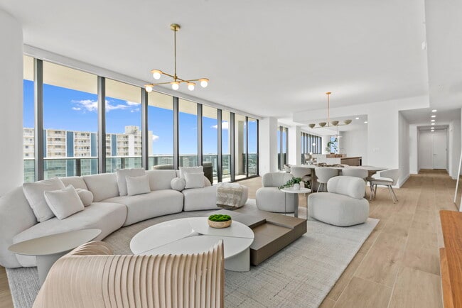 Building Photo - 900 N Ocean Blvd