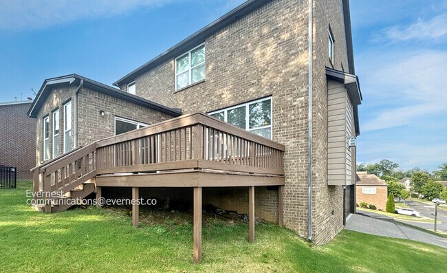 Building Photo - 5057 Falling Water Rd