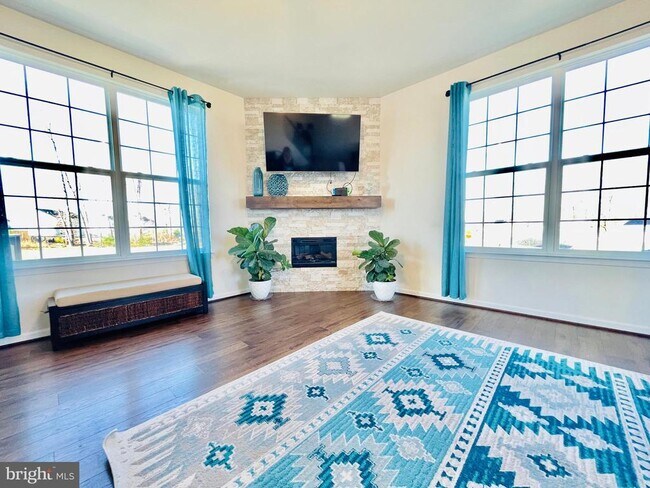 Building Photo - 73 Wellspring Dr