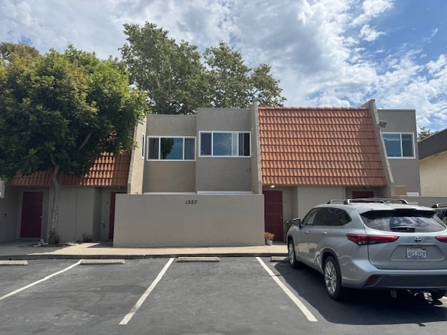 Building Photo - 1527 Royal Way