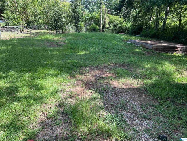 Building Photo - 1405 Woodward Rd