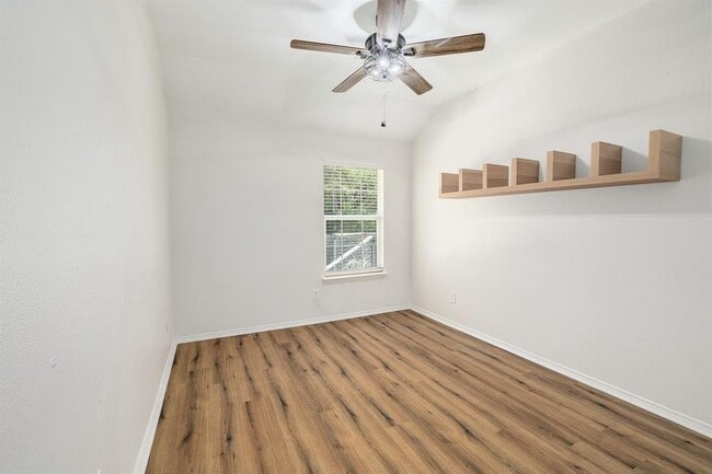 Building Photo - 108 Windmill Cir