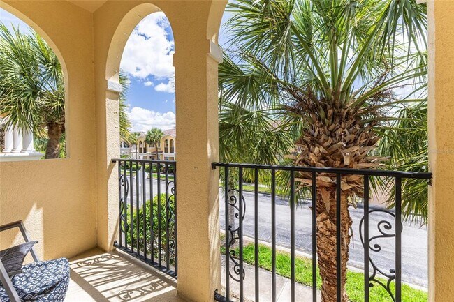 Building Photo - 1564 Napoli Dr W