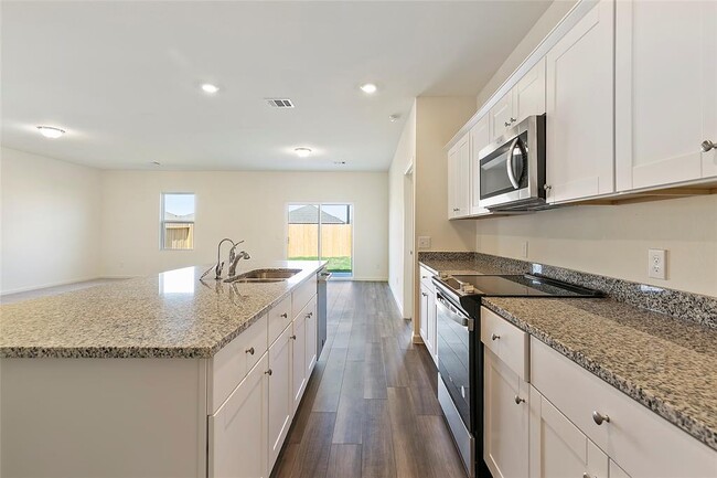 Primary Photo - 1021 Lacebark Pne Ln