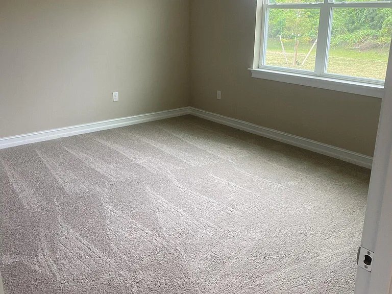 Building Photo - 324 Spg Hl Lk Lp