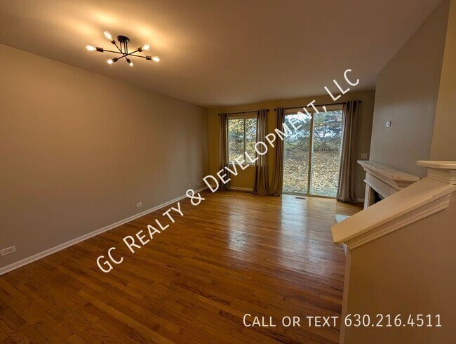 Building Photo - 3043 Kentshire Cir