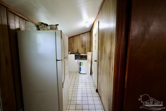 Building Photo - 10 Bertram St