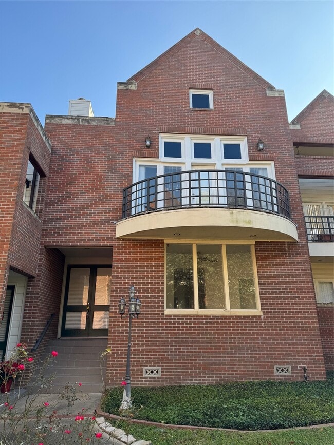 Building Photo - 11842 Taylorcrest Rd